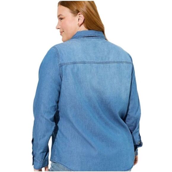 Torrid Denim Chambray Button Down Sz 6X - Picture 3 of 7
